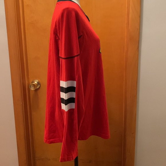 Reebok Chicago Blackhawks Faceoff Edge Long Sleeve T-Shirt - Picture 2 of 6